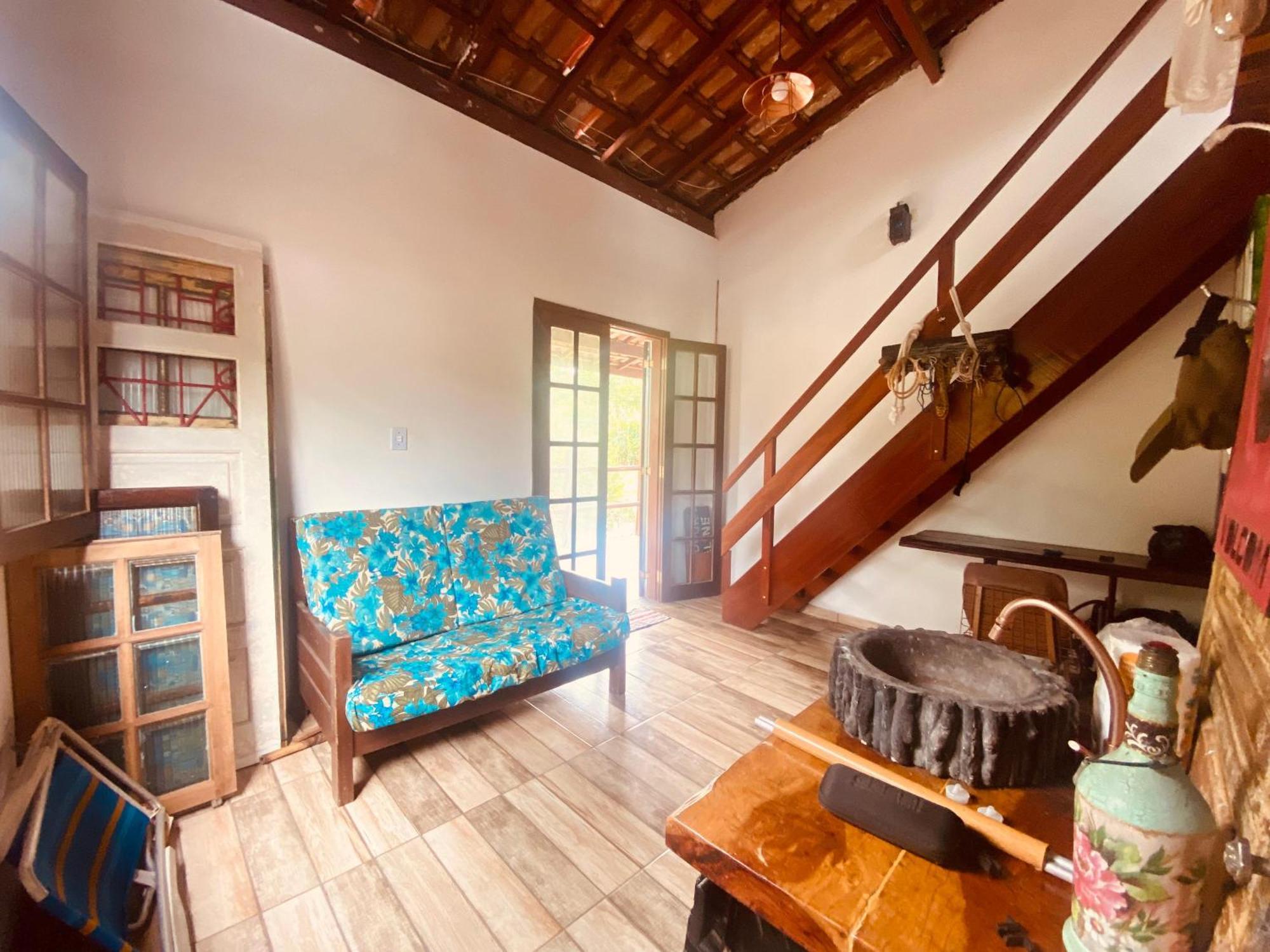 Ikaia Surf House